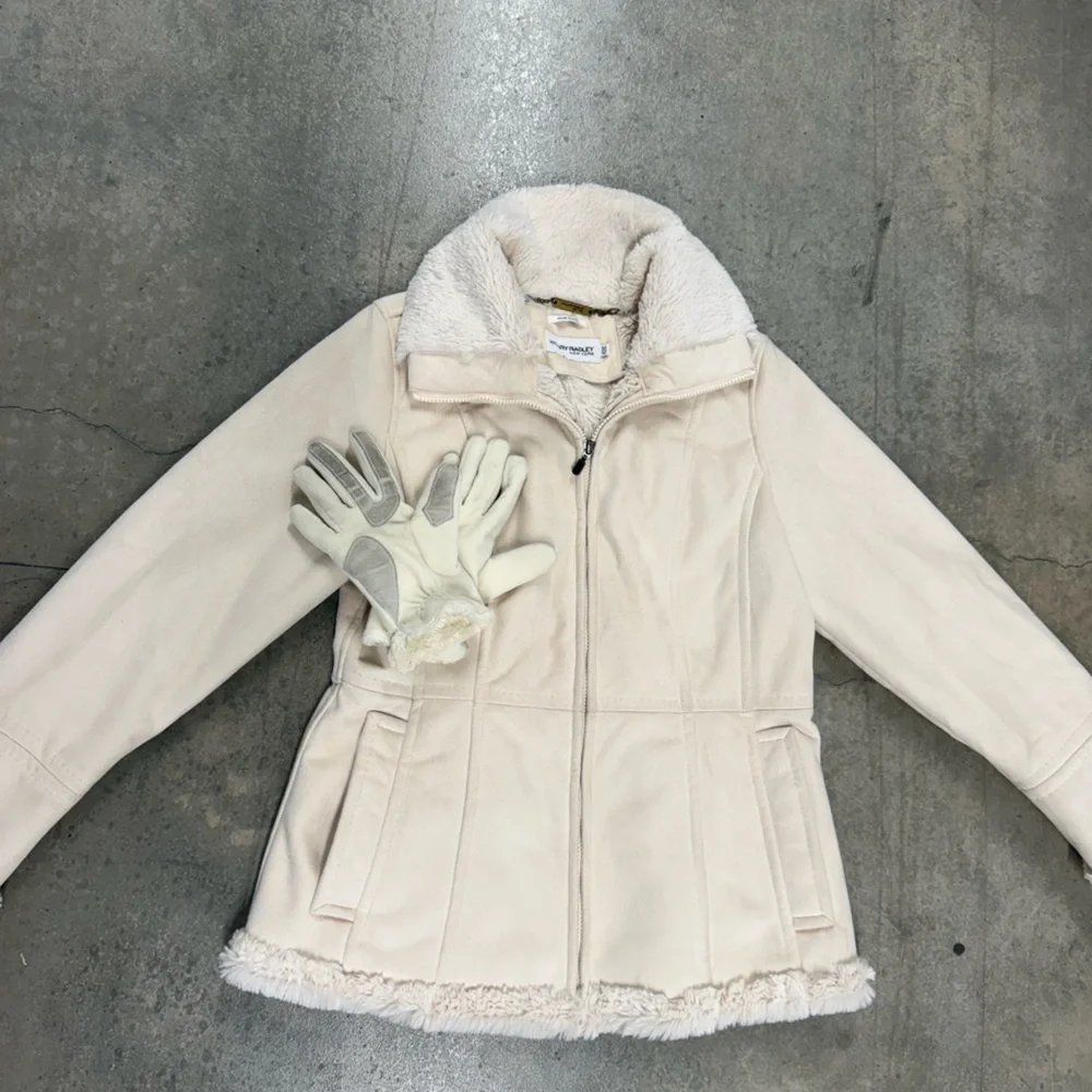 Weatherproof Cream Teddy Jacket with Faux Fur - Picture 2 of 4